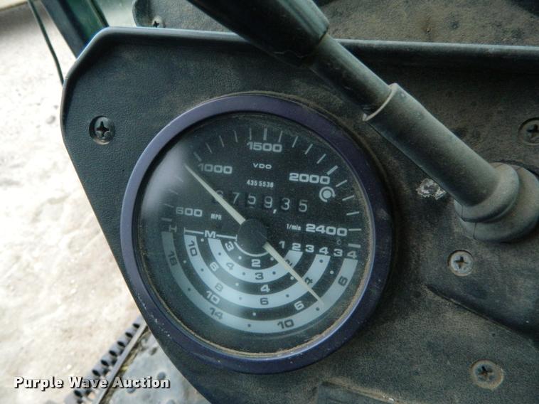 image for item DB1005 1987 Deutz D1070-S tractor