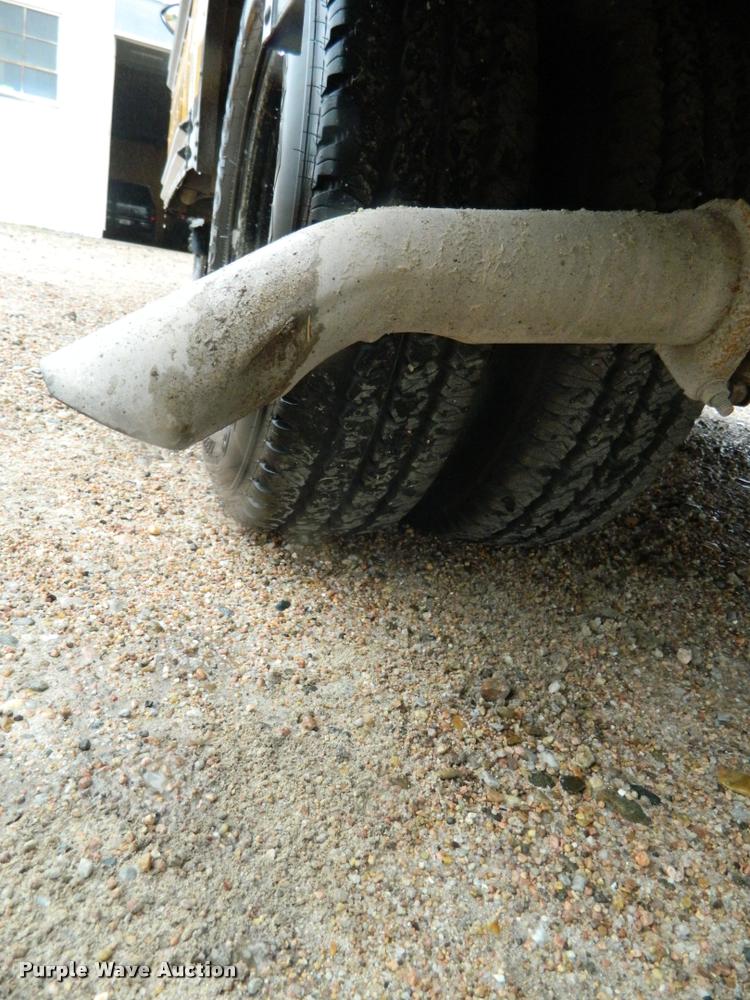 image for item DB1006 1995 Chevrolet G30 school bus