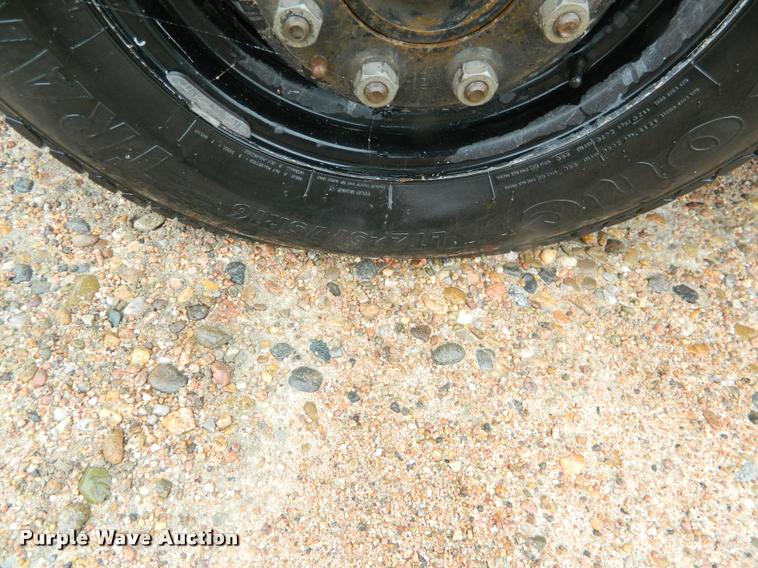 image for item DB1006 1995 Chevrolet G30 school bus