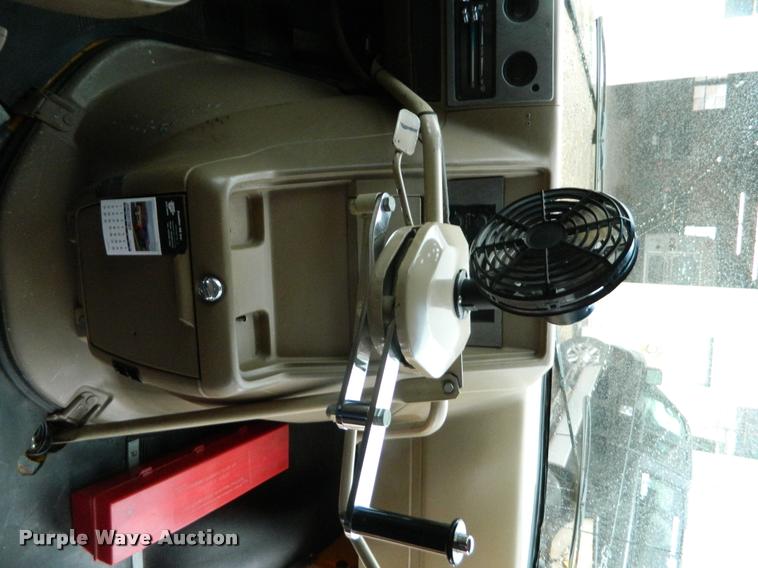 image for item DB1006 1995 Chevrolet G30 school bus