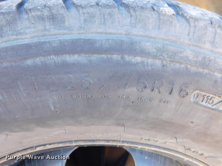 image for item DB1007 2002 GMC Savana G3500 Cargo school bus