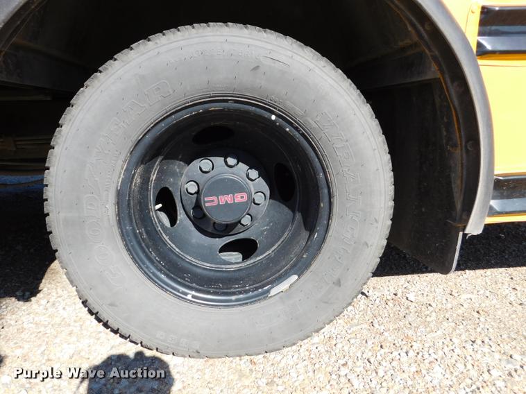 image for item DB1007 2002 GMC Savana G3500 Cargo school bus