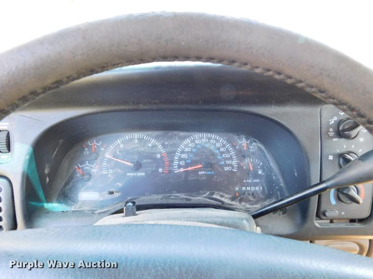 image for item DB1008 2001 Dodge Ram 1500 Club Cab pickup truck