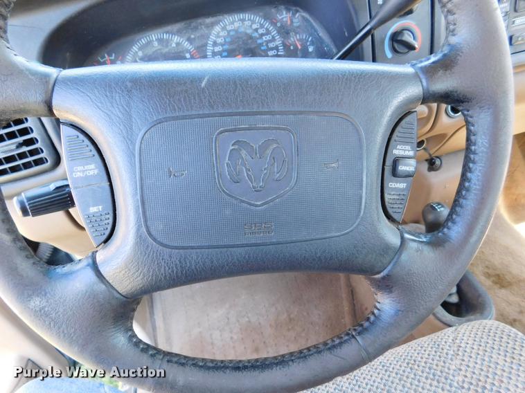 image for item DB1008 2001 Dodge Ram 1500 Club Cab pickup truck