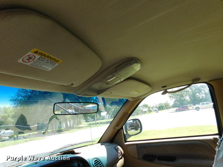 image for item DB1008 2001 Dodge Ram 1500 Club Cab pickup truck