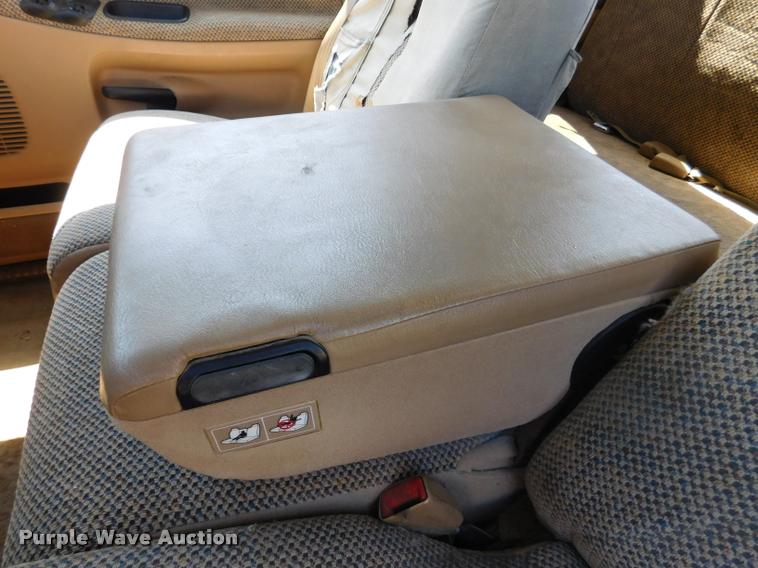 image for item DB1008 2001 Dodge Ram 1500 Club Cab pickup truck