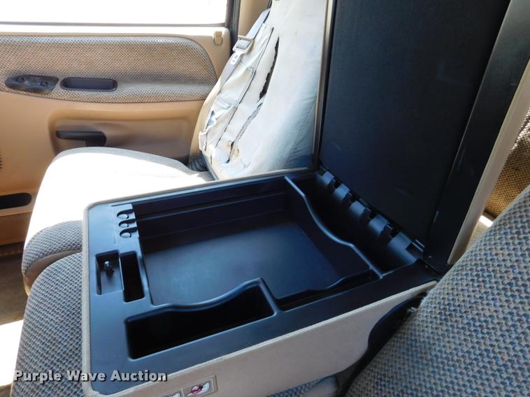 image for item DB1008 2001 Dodge Ram 1500 Club Cab pickup truck