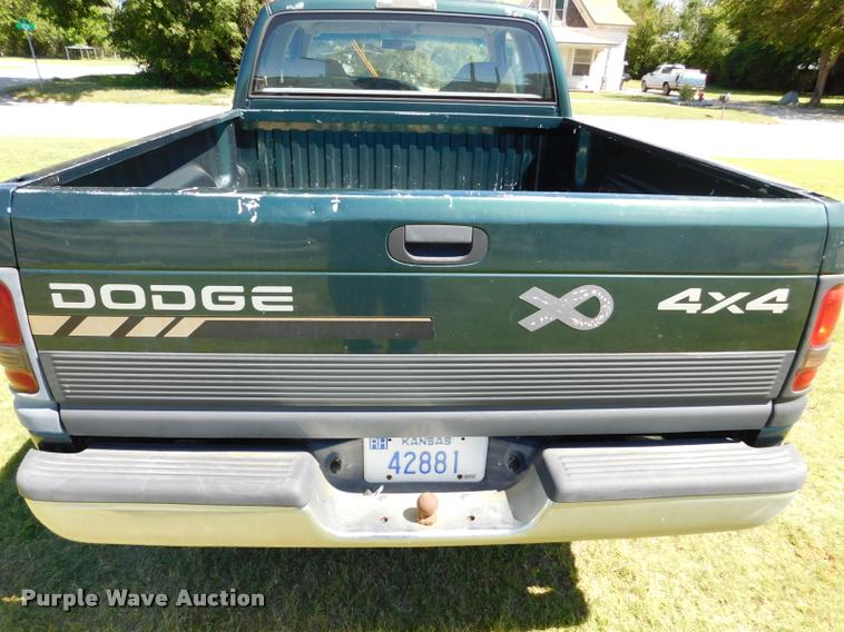 image for item DB1008 2001 Dodge Ram 1500 Club Cab pickup truck