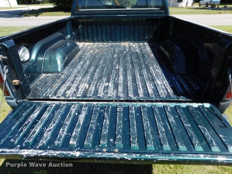 image for item DB1008 2001 Dodge Ram 1500 Club Cab pickup truck