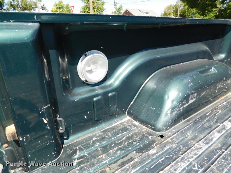 image for item DB1008 2001 Dodge Ram 1500 Club Cab pickup truck