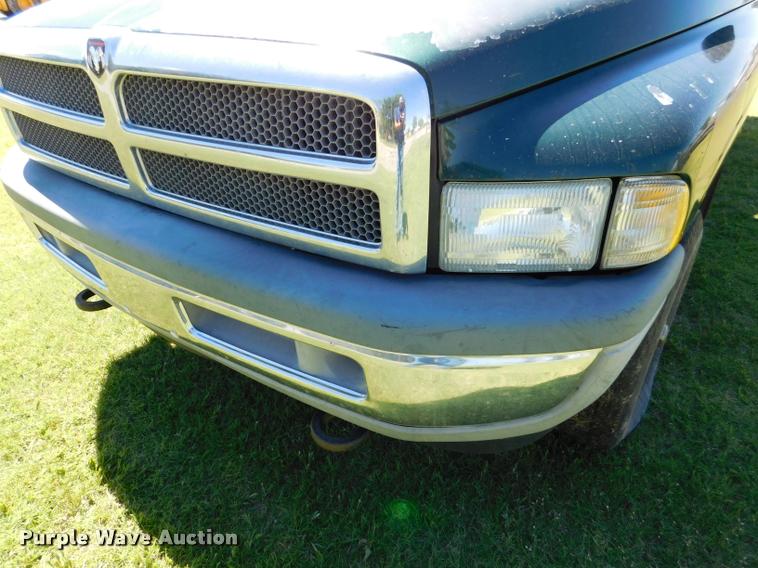 image for item DB1008 2001 Dodge Ram 1500 Club Cab pickup truck