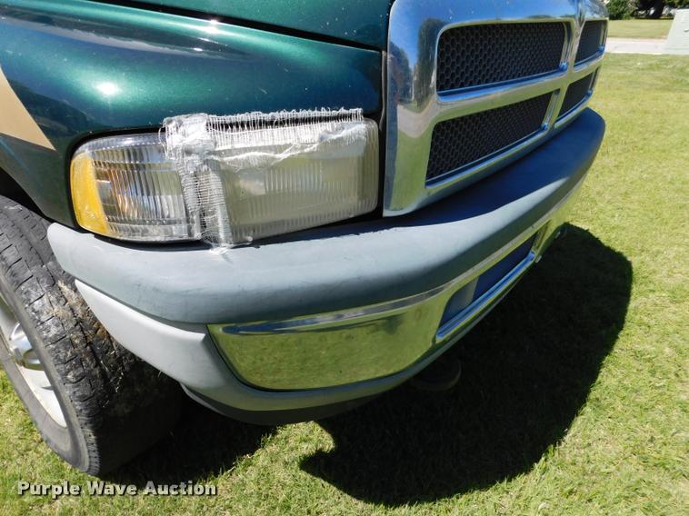 image for item DB1008 2001 Dodge Ram 1500 Club Cab pickup truck