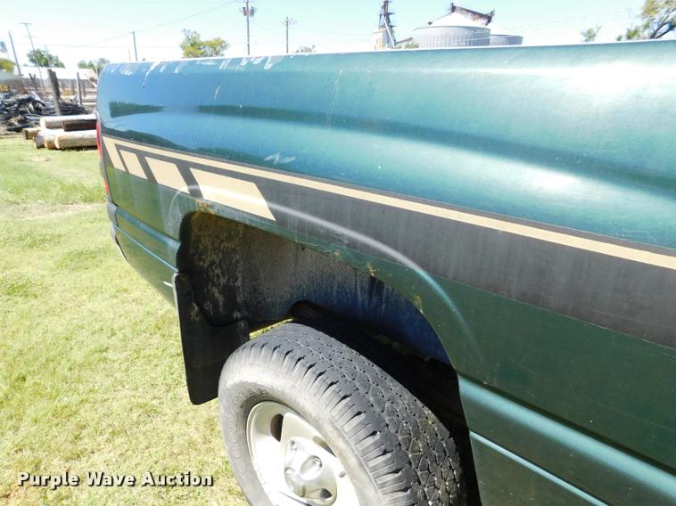 image for item DB1008 2001 Dodge Ram 1500 Club Cab pickup truck