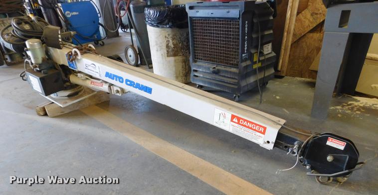 image for item DB1009 Auto crane