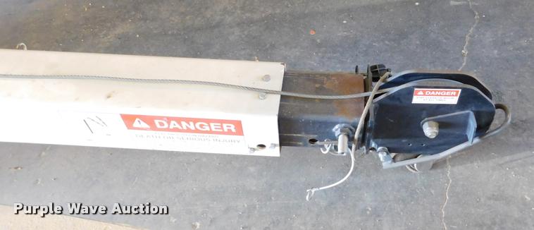 image for item DB1009 Auto crane