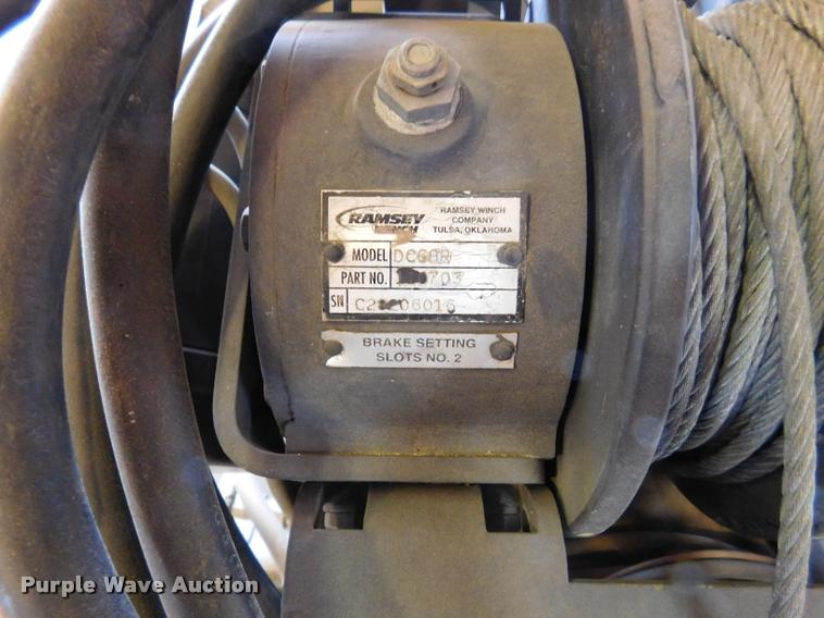 image for item DB1009 Auto crane