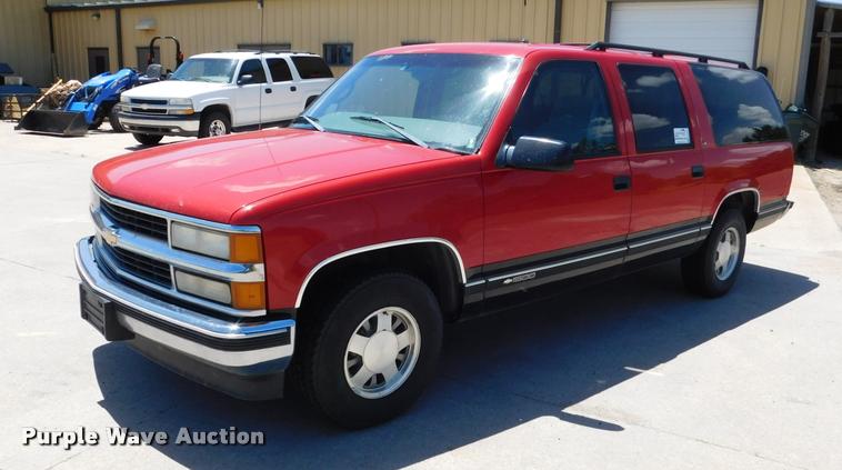 image for item DB1022 1998 Chevrolet Suburban C1500 SUV