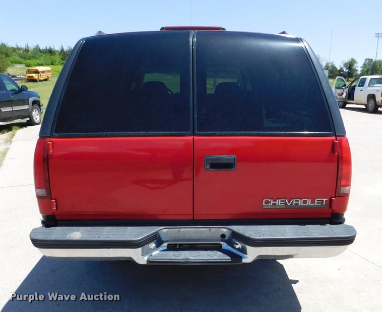 image for item DB1022 1998 Chevrolet Suburban C1500 SUV