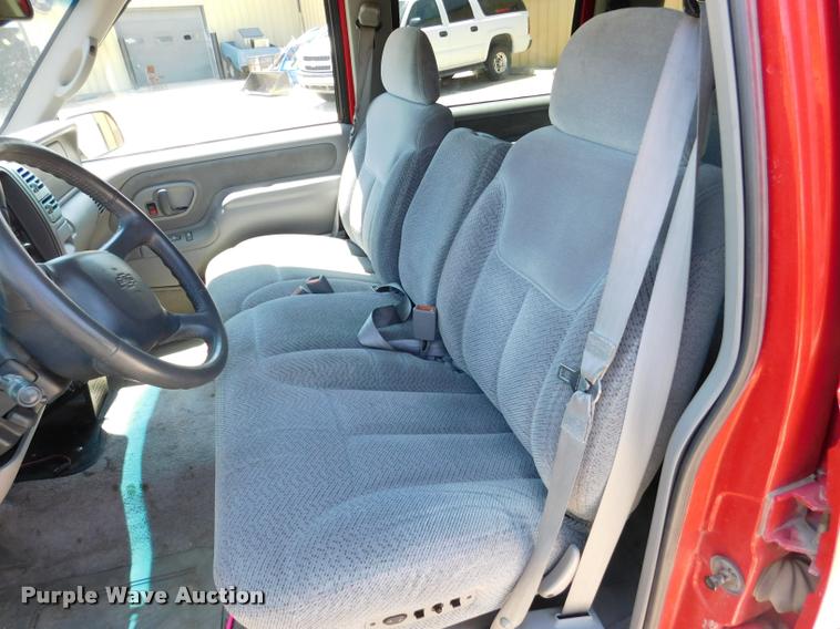 image for item DB1022 1998 Chevrolet Suburban C1500 SUV