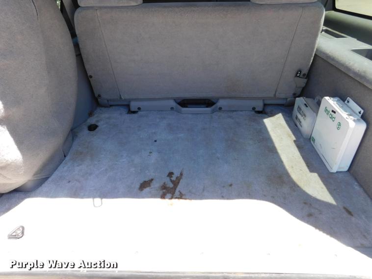 image for item DB1022 1998 Chevrolet Suburban C1500 SUV