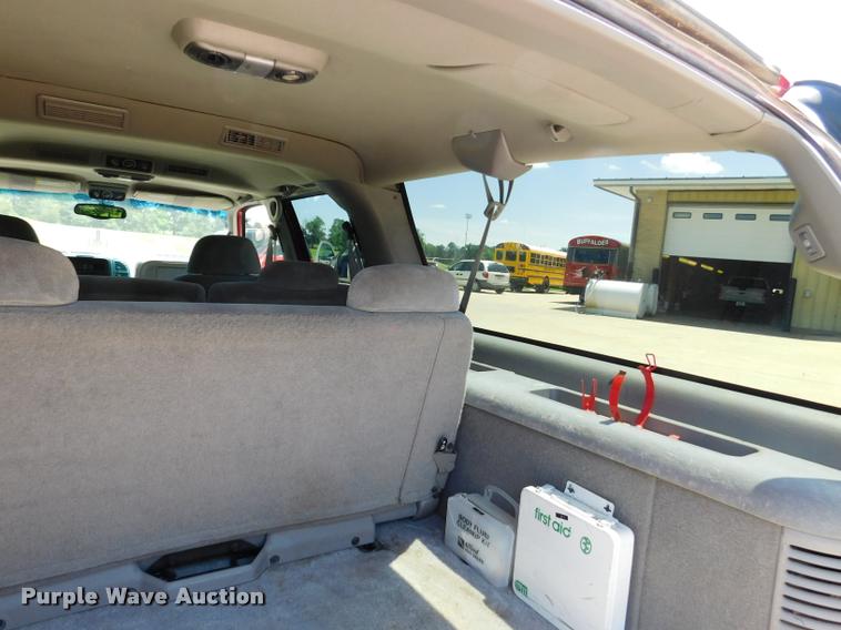 image for item DB1022 1998 Chevrolet Suburban C1500 SUV