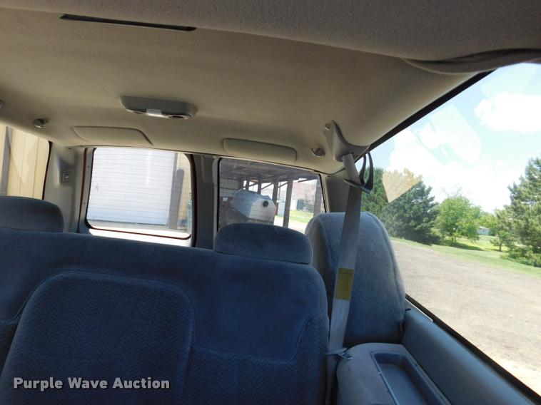 image for item DB1022 1998 Chevrolet Suburban C1500 SUV