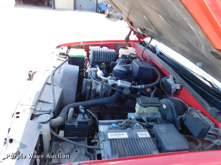 image for item DB1022 1998 Chevrolet Suburban C1500 SUV