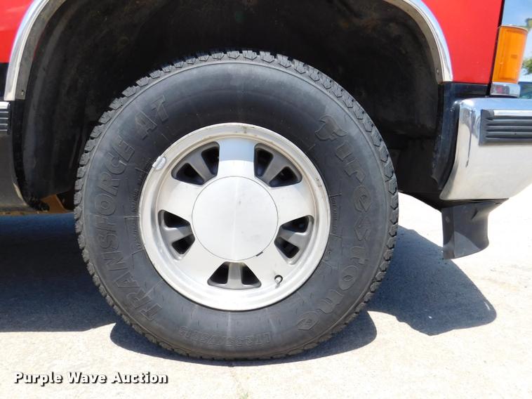 image for item DB1022 1998 Chevrolet Suburban C1500 SUV