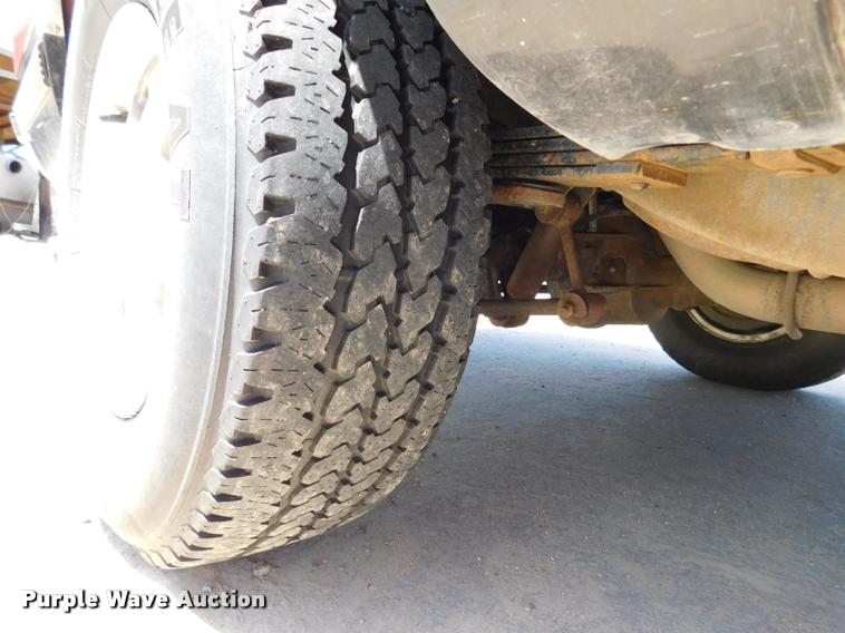 image for item DB1022 1998 Chevrolet Suburban C1500 SUV