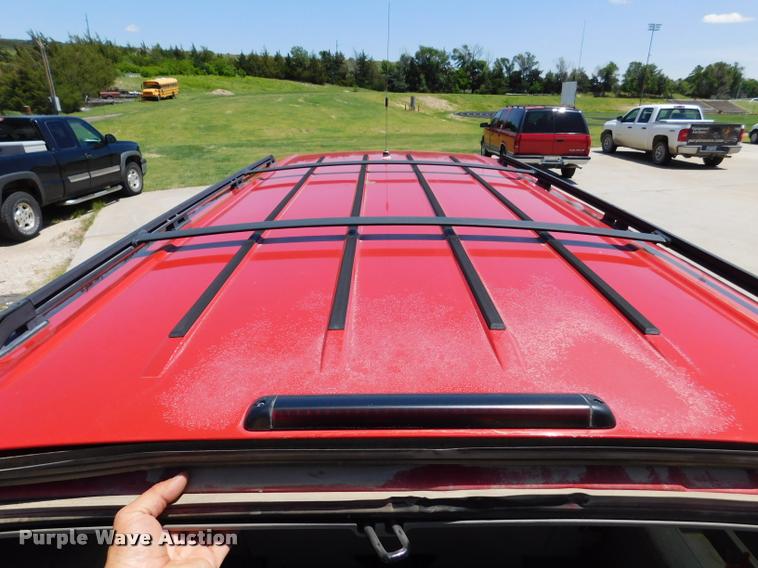 image for item DB1022 1998 Chevrolet Suburban C1500 SUV