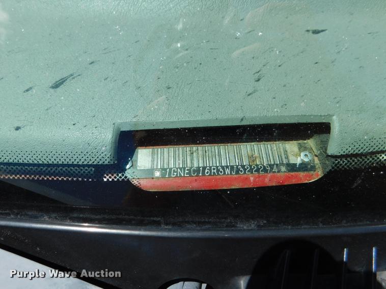 image for item DB1022 1998 Chevrolet Suburban C1500 SUV