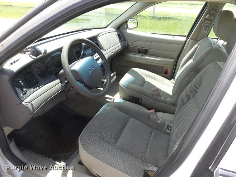 image for item DB2615 2007 Ford Crown Victoria Police Interceptor