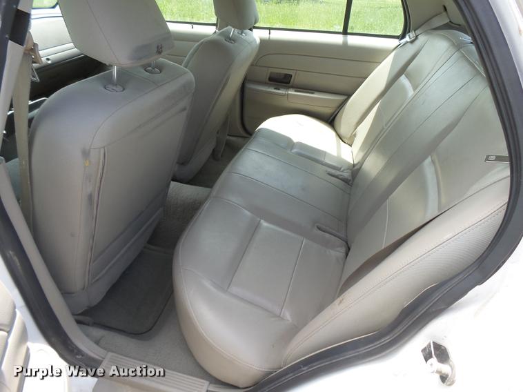 image for item DB2615 2007 Ford Crown Victoria Police Interceptor