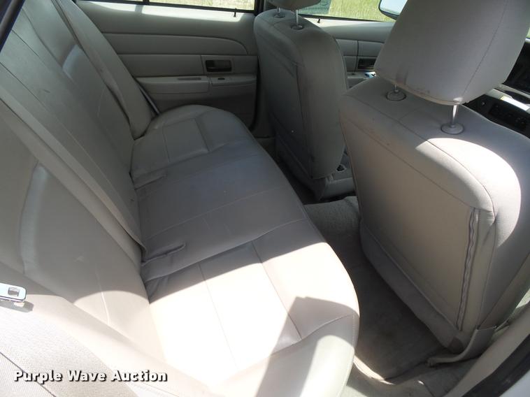 image for item DB2615 2007 Ford Crown Victoria Police Interceptor