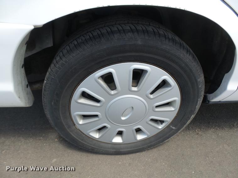 image for item DB2615 2007 Ford Crown Victoria Police Interceptor