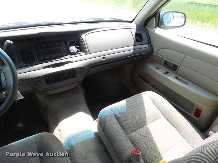 image for item DB2616 2009 Ford Crown Victoria Police Interceptor