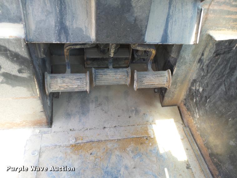 image for item DB2617 1985 John Deere 755B track loader