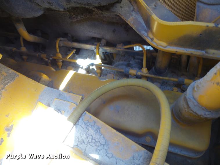 image for item DB2617 1985 John Deere 755B track loader