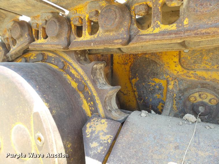 image for item DB2617 1985 John Deere 755B track loader