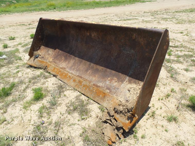 image for item DB2617 1985 John Deere 755B track loader