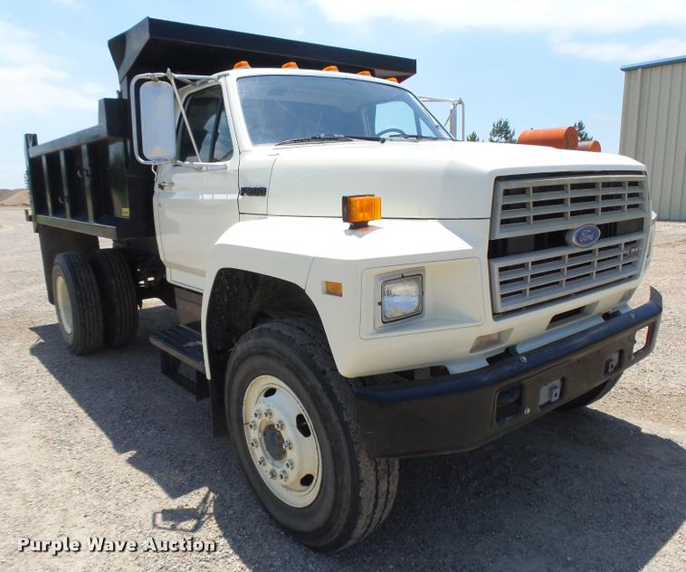image for item DB2621 1987 Ford F800 dump truck