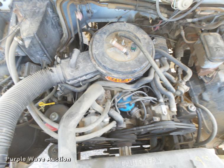 image for item DB2621 1987 Ford F800 dump truck