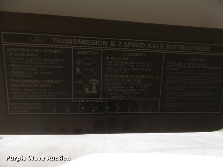 image for item DB2621 1987 Ford F800 dump truck