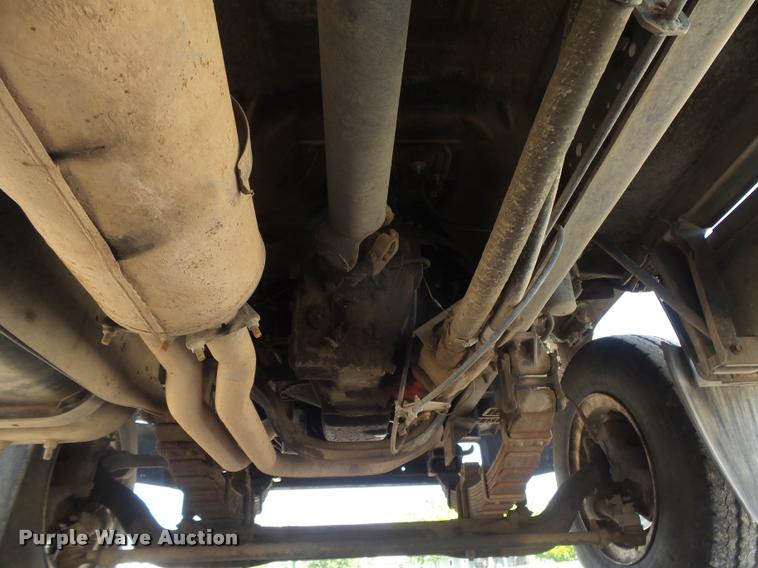 image for item DB2621 1987 Ford F800 dump truck