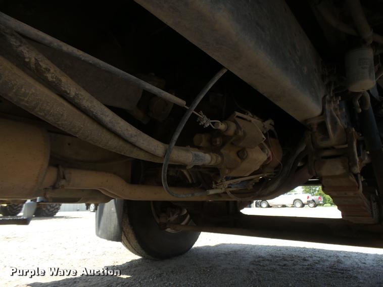 image for item DB2621 1987 Ford F800 dump truck