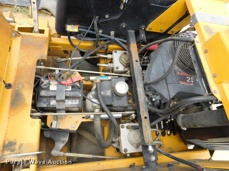 image for item DB9485 2005 Hustler Super Z ZTR lawn mower