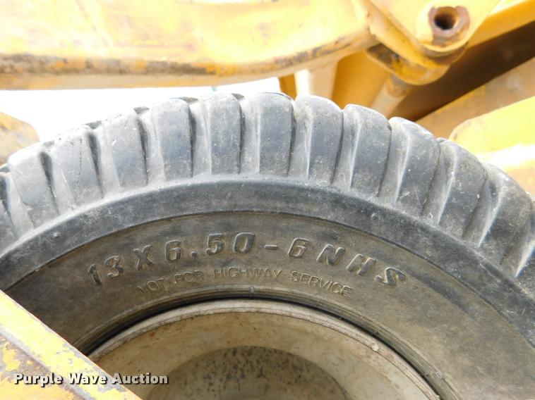 image for item DB9485 2005 Hustler Super Z ZTR lawn mower