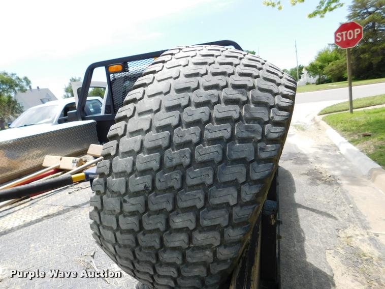 image for item DB9485 2005 Hustler Super Z ZTR lawn mower