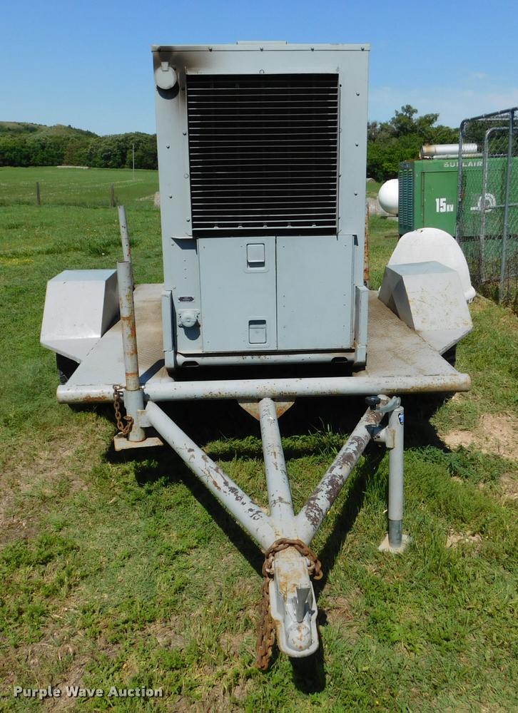 image for item DB9486 1986 John R. Hollingsworth Co. MEP-004A generator