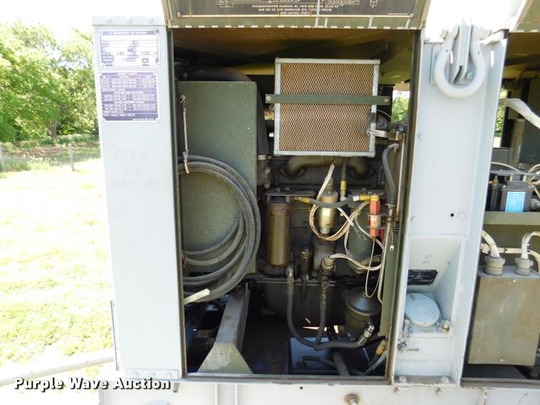 image for item DB9486 1986 John R. Hollingsworth Co. MEP-004A generator